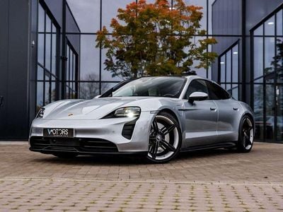 Porsche Taycan 4S