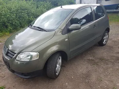 Gebraucht VW Fox 60 PS (44 kW) 2006 Grün Kleinwagen