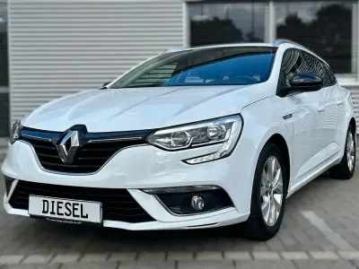 Gebraucht Renault Mégane LIMITED 116 PS (85 kW) 2019 Weiß Limousine