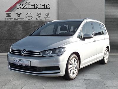 Second-hand VW Touran Comfortline 150 CP (110 kW) 2021 Argintiu Monovolum