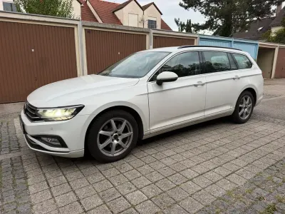 Gebraucht VW Passat 150 PS (110 kW) 2021 Weiß Limousine