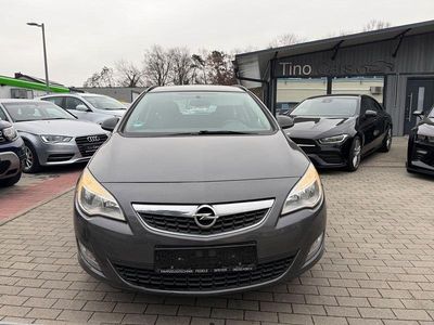 Usata Opel Astra Selection 110 CV (80 kW) 2012 Grigio Station wagon