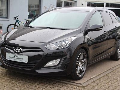 gebraucht Hyundai i30 cw Trend*Kamera*Navi*Service Neu*