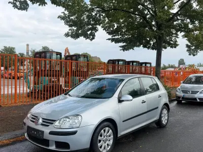 Gebraucht VW Golf V 110 PS (80 kW) 2006 Silber Kleinwagen