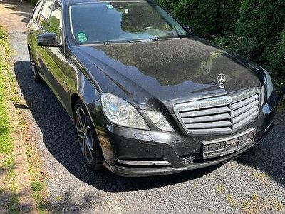 Mercedes E220