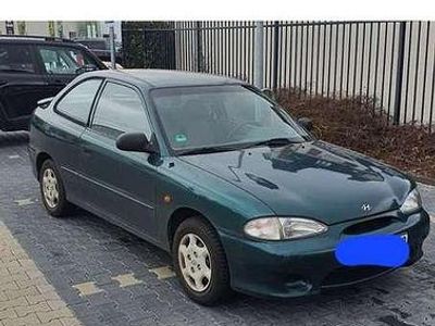 Gebraucht Hyundai Accent 75 PS (55 kW) 1999 Grün Limousine