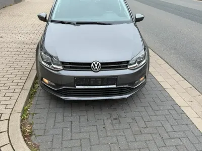 Gebraucht VW Polo Sound 75 PS (55 kW) 2017 Grau Kleinwagen