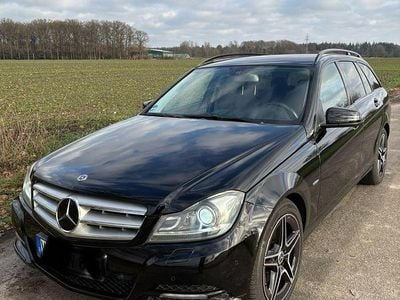 Gebraucht Mercedes C300 231 PS (169 kW) 2011 Schwarz Kombi