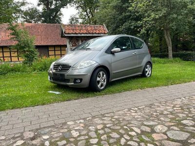 Mercedes A200