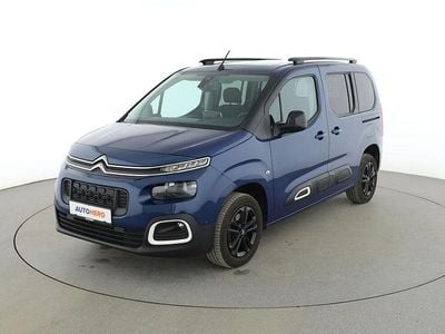 Second-hand Citroën Berlingo Shine 102 CP (75 kW) 2023 Albastru Monovolum