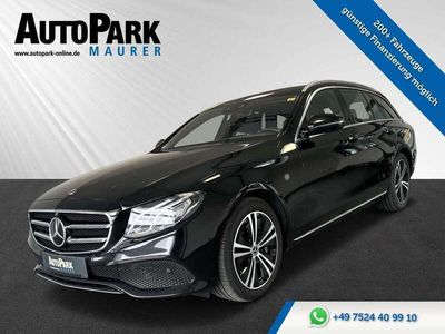 gebraucht Mercedes E400 CDI 4Matic AHK*Distronic*Widescr.*Standh