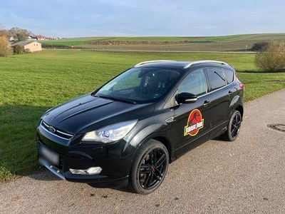 Gebraucht Ford Kuga 179 PS (131 kW) 2015 Schwarz SUV
