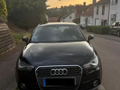 Gebraucht Audi A1 Ambition 86 PS (63 kW) 2011 Schwarz Kleinwagen