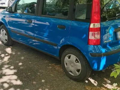 Usata Fiat Panda 85 CV (62 kW) 2004 Blu Utilitaria