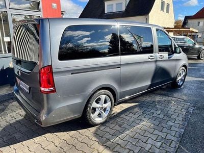 Gebraucht Mercedes V250 Edition 190 PS (139 kW) 2023 Grau Van / Kleinbus