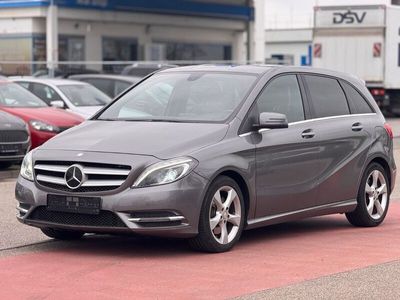 Mercedes B220