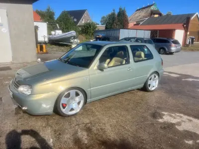 Gebraucht VW Golf III 174 PS (127 kW) 1992 Gold Kleinwagen