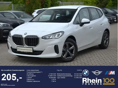Gebraucht BMW 218 Active Tourer 136 PS (100 kW) 2023 Weiß Van / Kleinbus