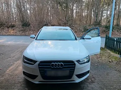Gebraucht Audi A4 150 PS (110 kW) 2012 Schwarz Kombi