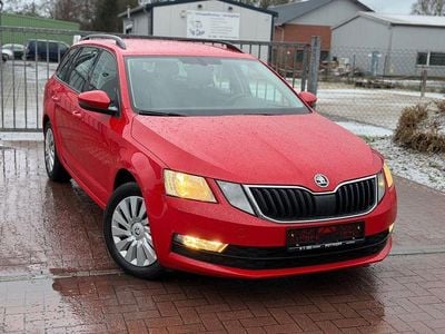 Rot Gebraucht 2018 Skoda Octavia Ambition Kombi | 8.980 € (Guter Preis)