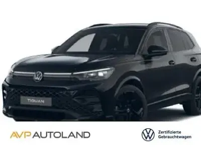 Gebraucht VW Tiguan R-line 150 PS (110 kW) 2025 Schwarz SUV