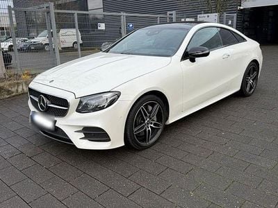 Usata Mercedes E400 AMG line 340 CV (250 kW) 2019 Bianco Coupé