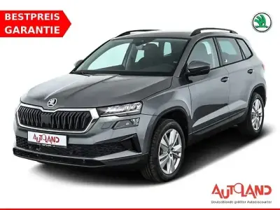 Gebraucht Skoda Karoq 150 PS (110 kW) 2024 Graphitgraumet. SUV