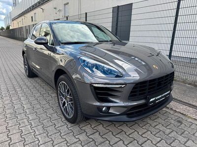 Grau Gebraucht 2015 Porsche Macan S SUV | 39.450 € (Fairer Preis)