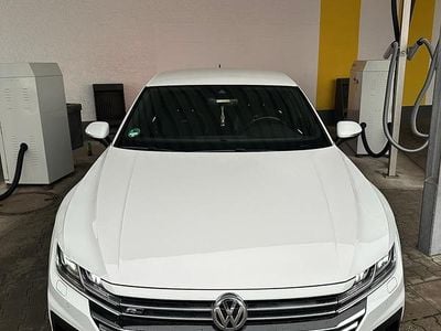 Weiß Gebraucht 2020 VW Arteon R-line Limousine | 25.000 € (Guter Preis)