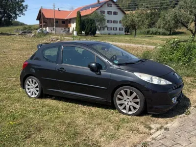 Gebraucht Peugeot 207 Platinum 150 PS (110 kW) 2007 Schwarz Limousine