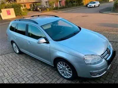 Gebraucht VW Golf VI Sportline 105 PS (77 kW) 2010 Silber Kleinwagen