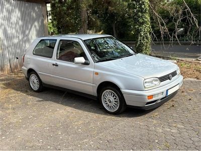 VW Golf III