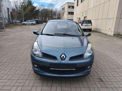 Gebraucht Renault Clio III Dynamique 111 PS (81 kW) 2006 Blau Kleinwagen