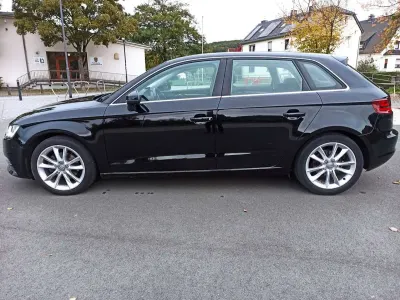 Gebraucht Audi A3 Ambition 110 PS (80 kW) 2014 Brillantschwarz Kombi