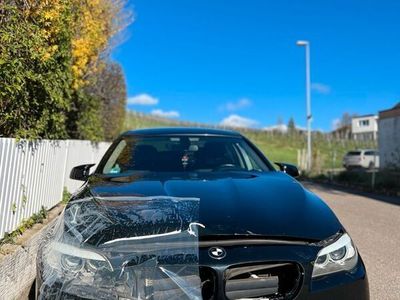 gebraucht BMW 520 F10 d Unfall