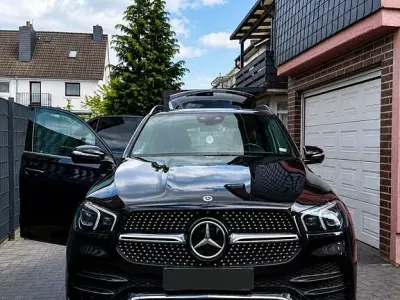 Gebraucht Mercedes GLE350 272 PS (200 kW) 2021 Schwarz SUV