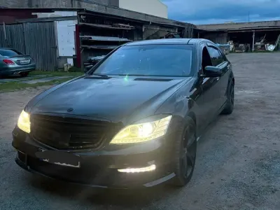 Gebraucht Mercedes S500 AMG 388 PS (285 kW) 2008 Schwarz Limousine