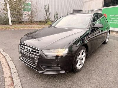Schwarz Gebraucht 2012 Audi A4 Attraction Kombi | 5.490 € (Superpreis)