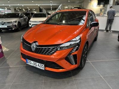 Neu Renault Clio V Techno 91 PS (66 kW) 2025 Valenciaorange metallic Limousine