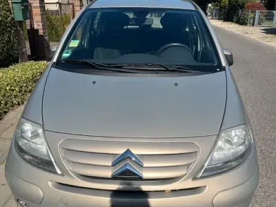 Gebraucht Citroën C3 Comfort 109 PS (80 kW) 2008 Grau Limousine