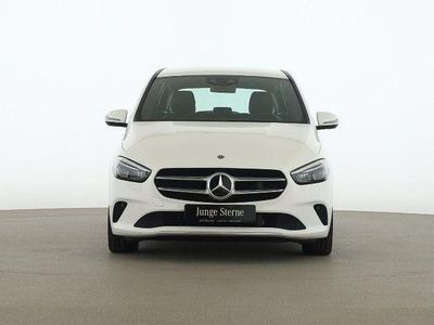 Unilack polarweiß Gebraucht 2020 Mercedes B200 Progressive Van / Kleinbus | 25.844 € (Fairer Preis)