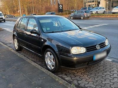 Usata VW Golf IV 101 CV (74 kW) 2003 Nero Utilitaria