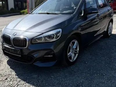Gebraucht BMW 218 Active Tourer M Sport 140 PS (102 kW) 2019 Grau Van / Kleinbus