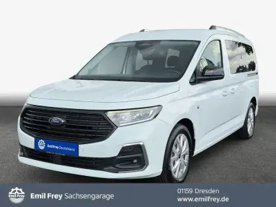 Neu Ford Tourneo Titanium 116 PS (85 kW) 2026 Weiß Kombi