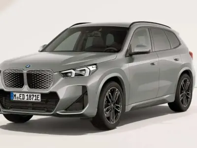 Neu BMW iX1 Exclusive 150 kW (204 PS) 2026 Spacesilber SUV