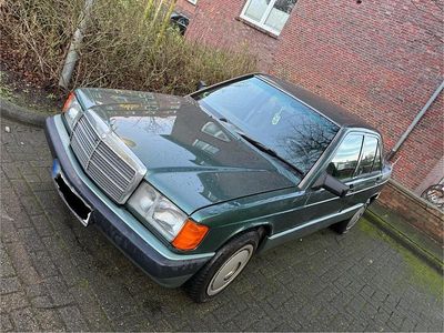 Gebraucht Mercedes 190 75 PS (55 kW) 1993 Grün Limousine