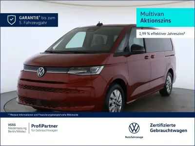 Gebraucht VW Multivan Life 150 PS (110 kW) 2025 Rot Van / Kleinbus