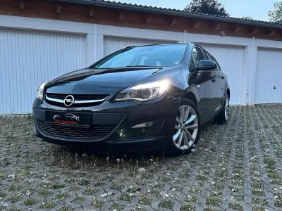 Używany Opel Astra 140 KM (102 kW) 2015 Szary Kombi