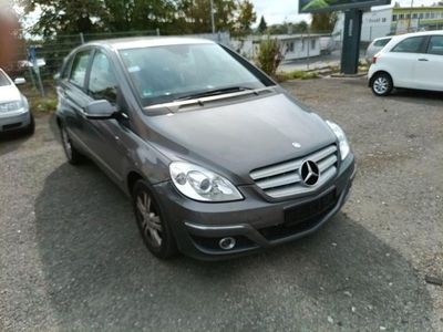 Mercedes B160