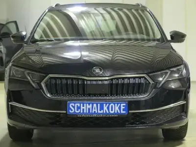 Gebraucht Skoda Octavia Tour 150 PS (110 kW) 2025 Schwarzmagic perleffekt Kombi
